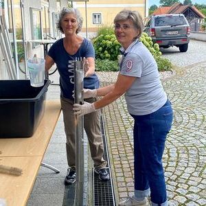 Und auch am Freitag: Pfeifen waschen.