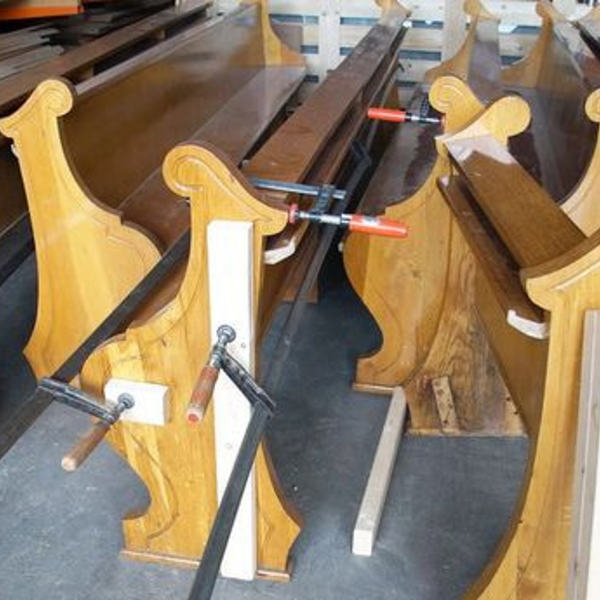 Instandsetzung der Kirchenbänke