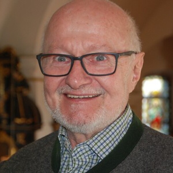 Chorleiter Georg Burgstaller / © Pfarrgemeinde Pramet Chorleiter Georg Burgstaller
