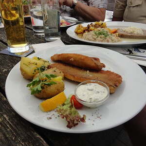 Fischessen                               